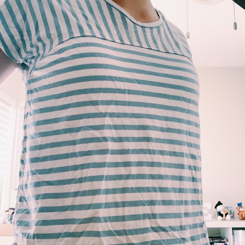 blue striped shirt💙